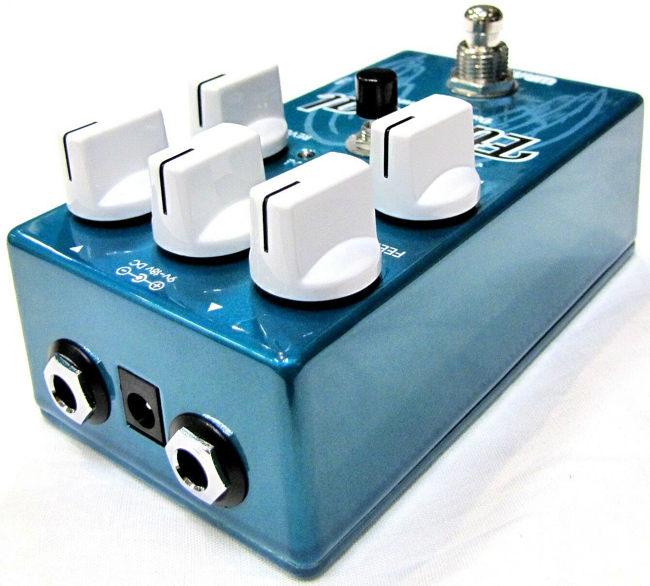 Wampler Ethereal pedal control knobs detail