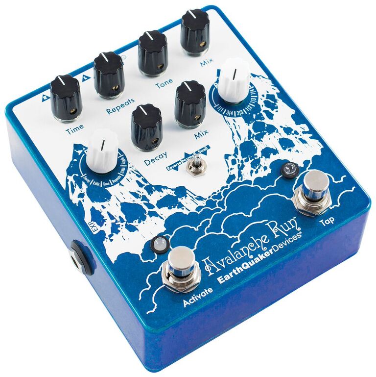 EarthQuaker Avalanche Run V2 delay reverb pedal — detail view