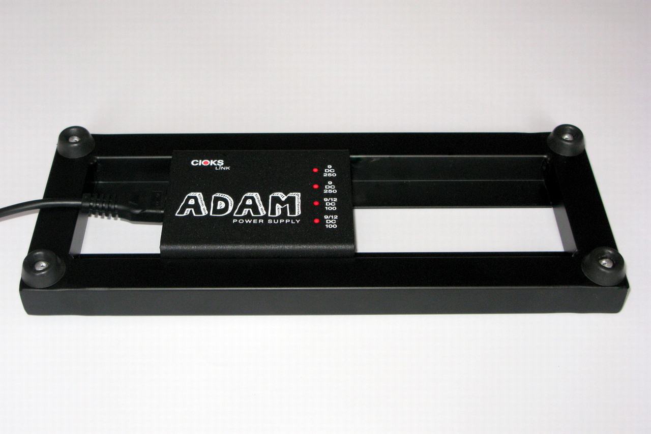 CIOKS ADAM Link power supply — mounted under Pedaltrain nano board