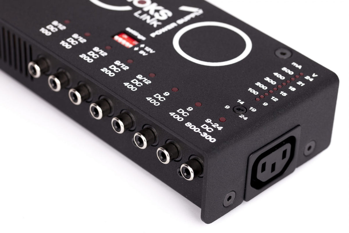 CIOKS DC10 Link power supply — black enclosure, output detail view