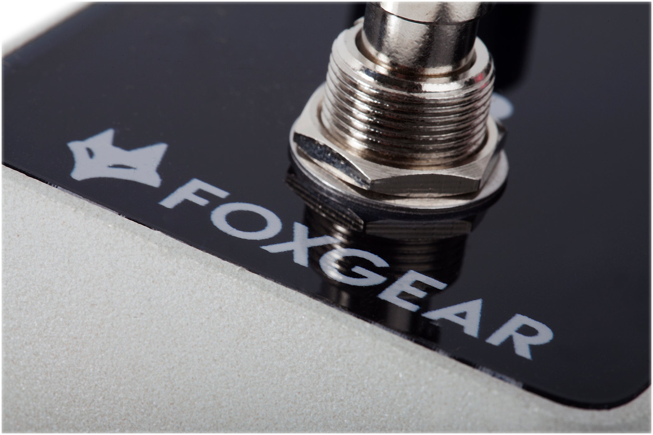Foxgear Echoes analog delay pedal — Foxgear logo detail