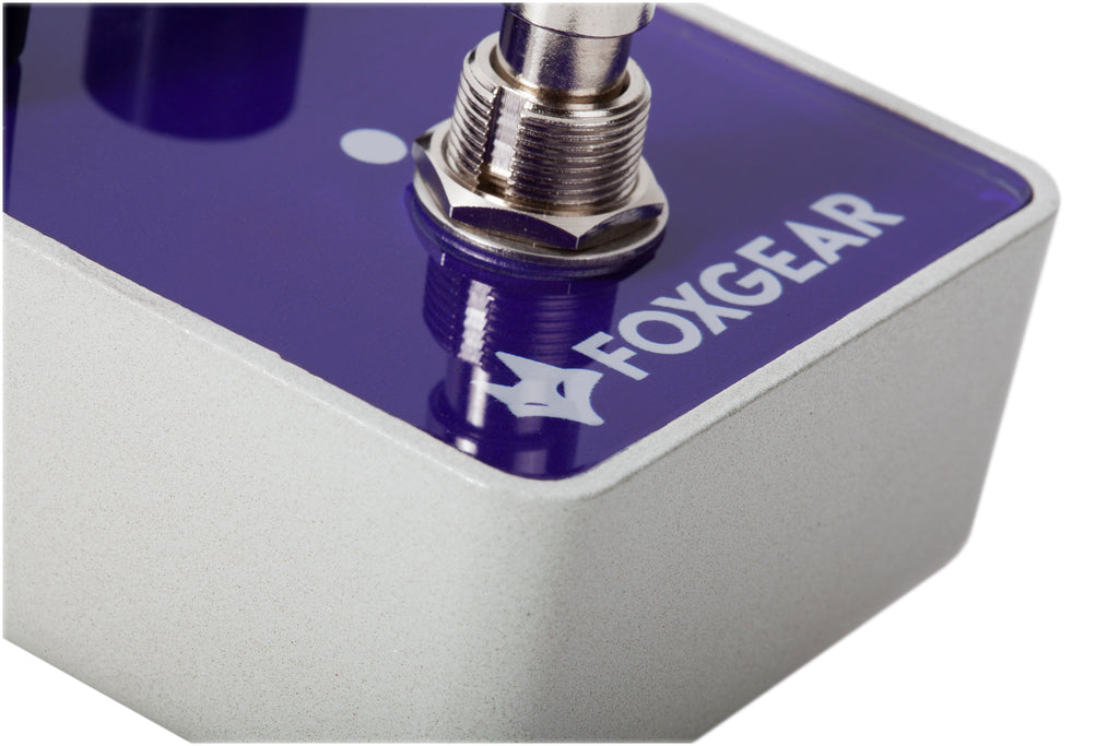 Foxgear Futura delay reverb pedal — Foxgear logo detail