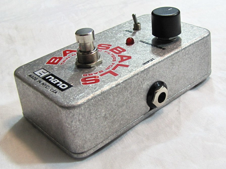 Electro-Harmonix Bassballs Nano Twin Envelope Filter pedal — front angle view