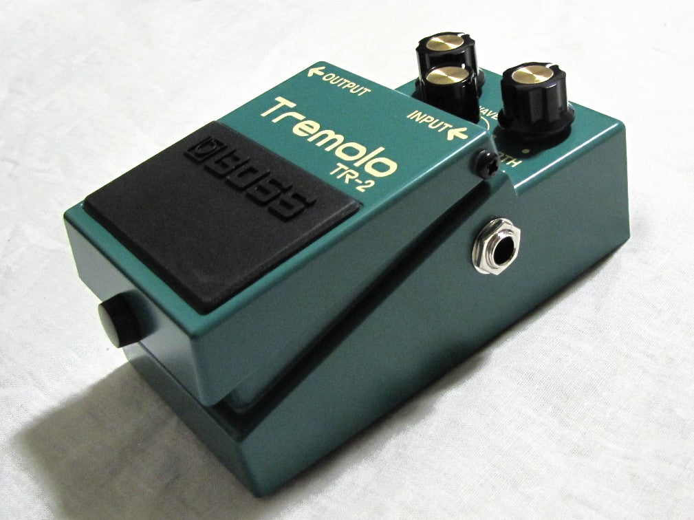 Used Boss Tremolo TR-2 Tremolo Guitar Effect Pedal