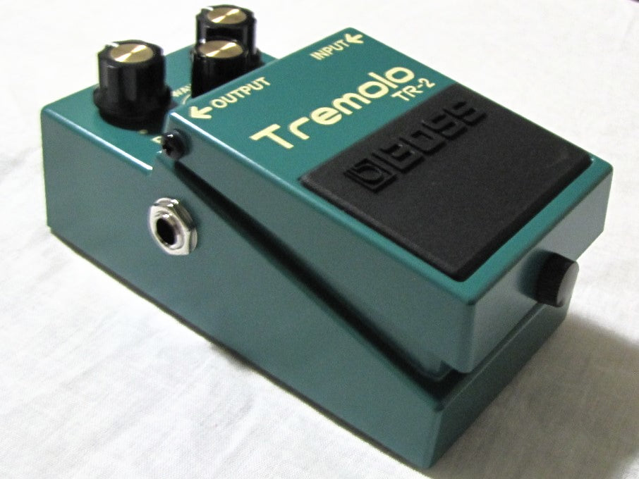 Used Boss Tremolo TR-2 Tremolo Guitar Effect Pedal