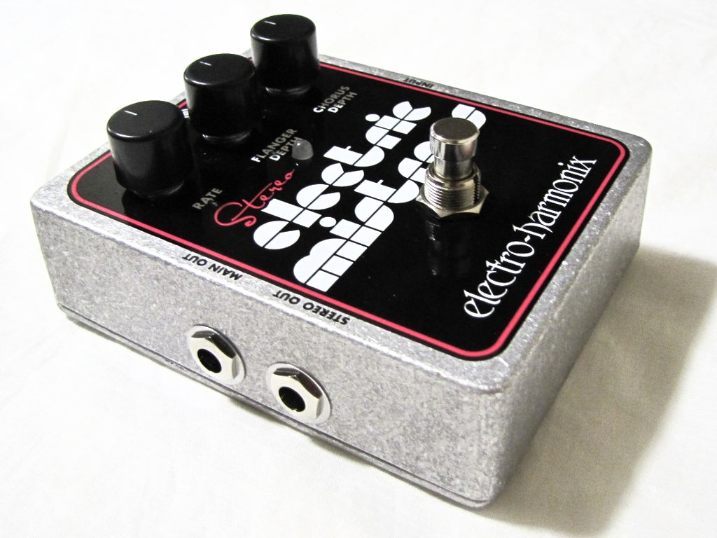 Electro-Harmonix Stereo Electric Mistress pedal — angled detail