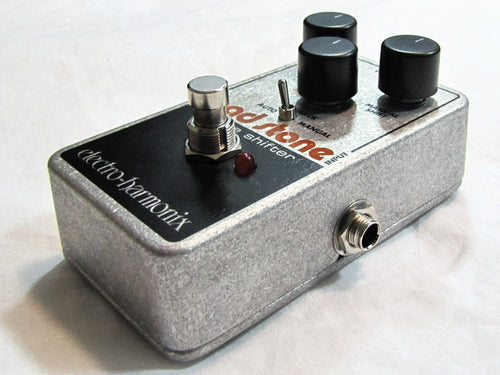 Electro-Harmonix Bad Stone phase shifter - top control view