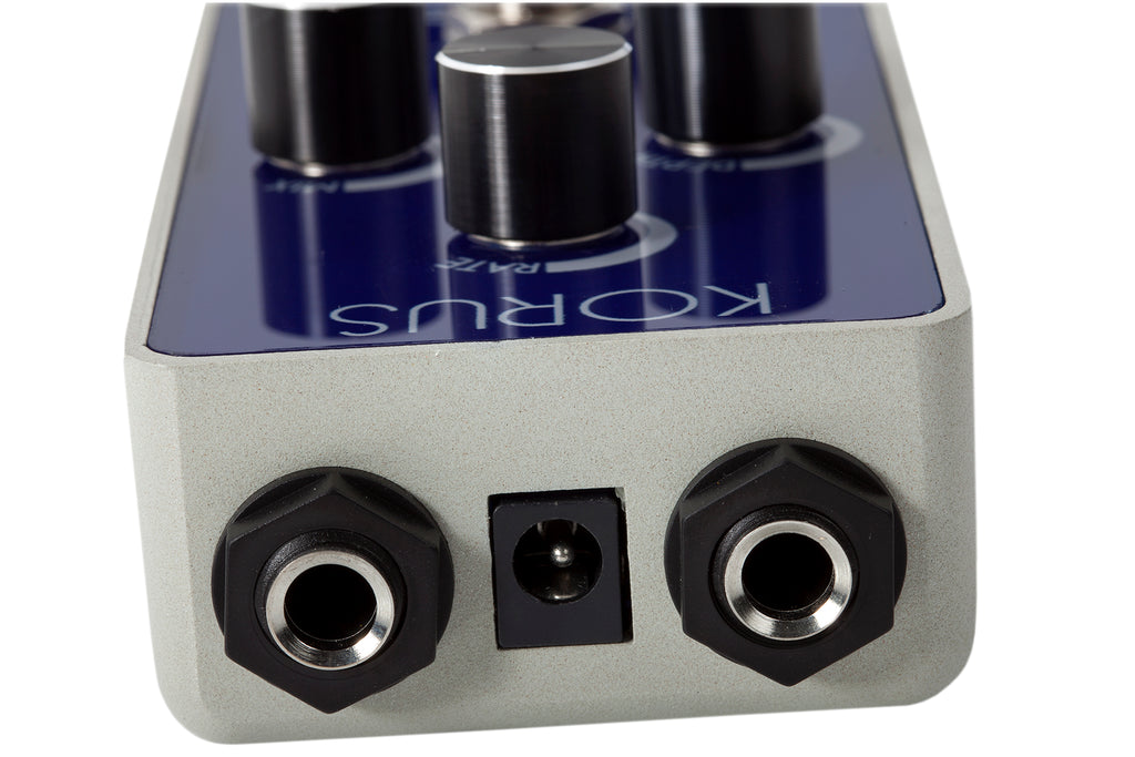 Foxgear Korus analog chorus pedal input and output jacks