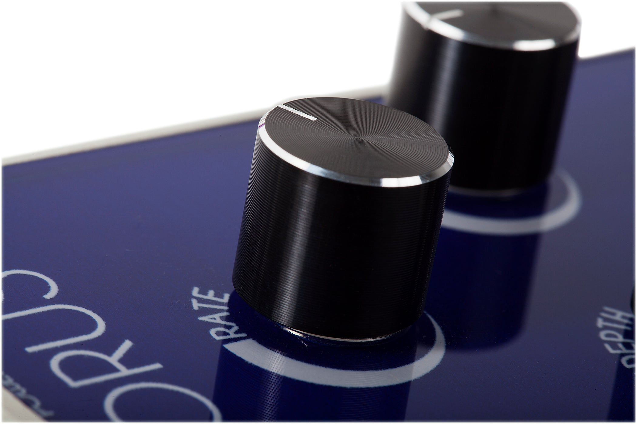 Foxgear Korus analog chorus pedal control knob close-up