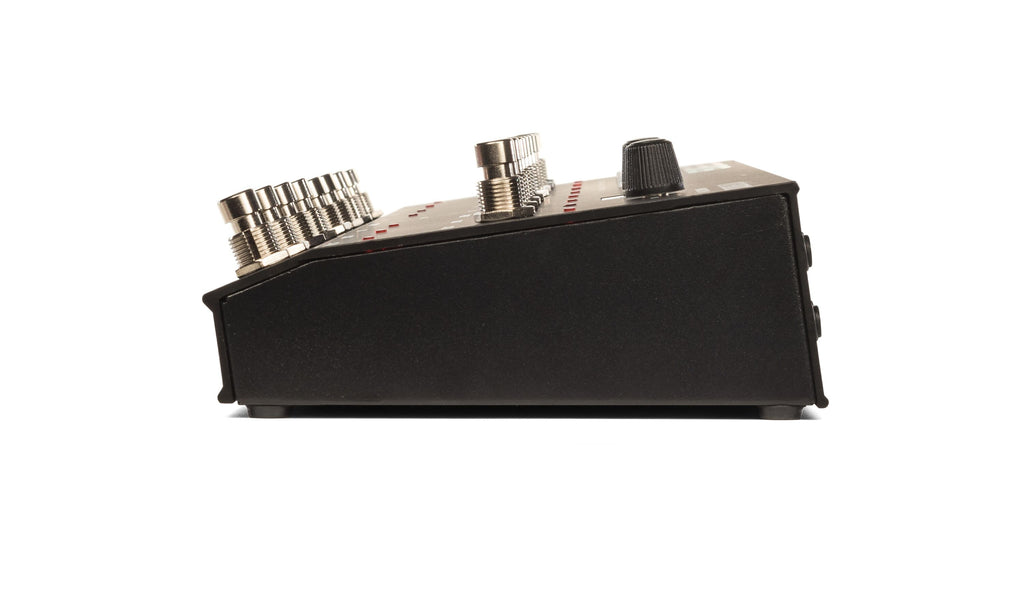 Electro-Harmonix Super Switcher effects hub — side profile view