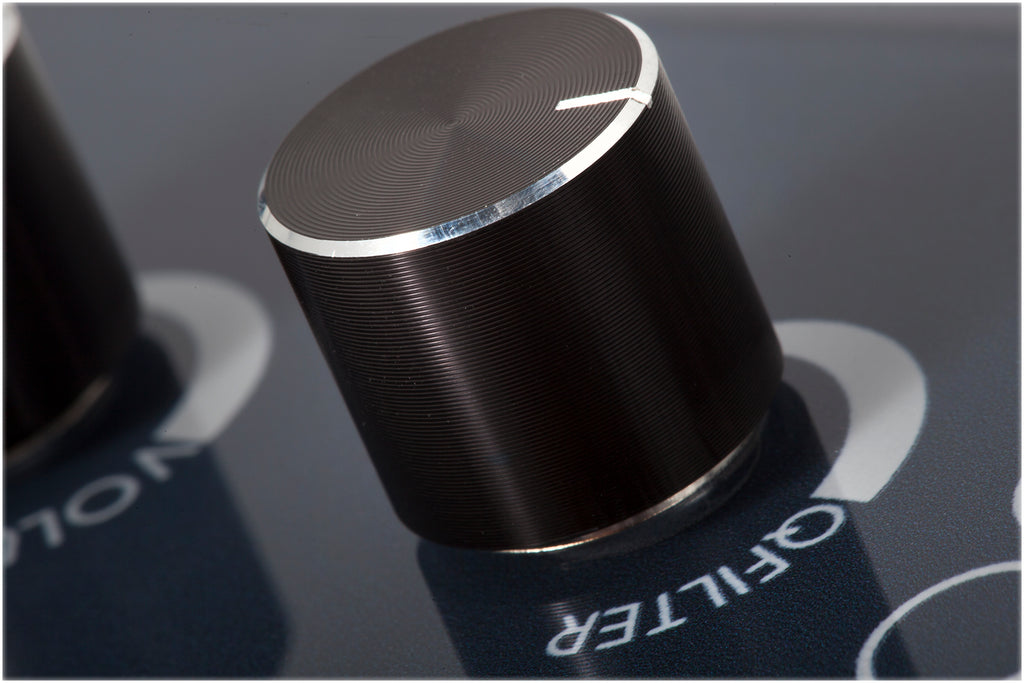 Foxgear Q Boost QFilter knob close-up