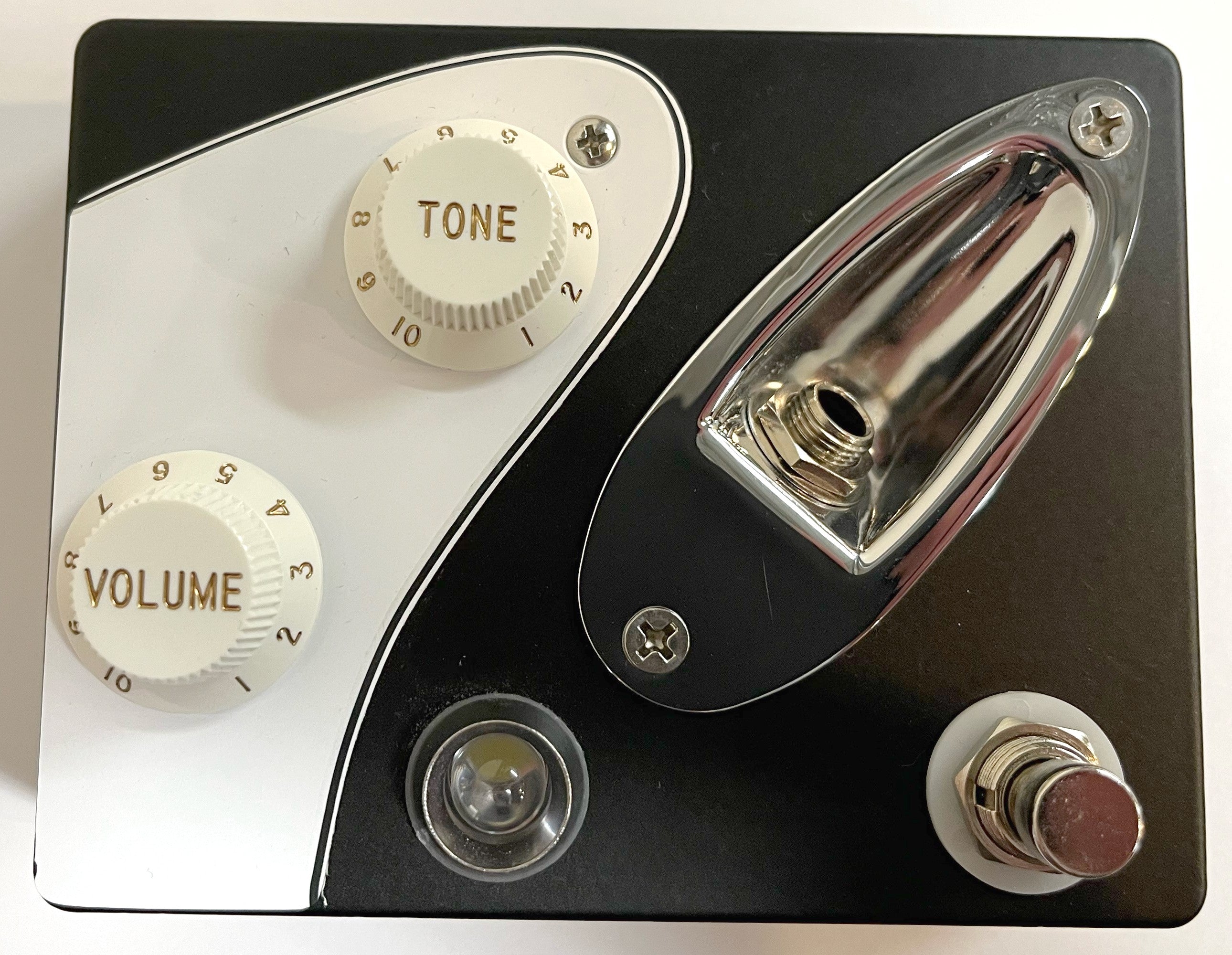 New Coppersound Strategy Analog Preamp & Clean Boost Pedal Black White Chrome